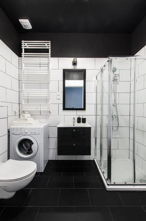 Wroclaw Central City Apartments- Self Check-in 24h photo 3