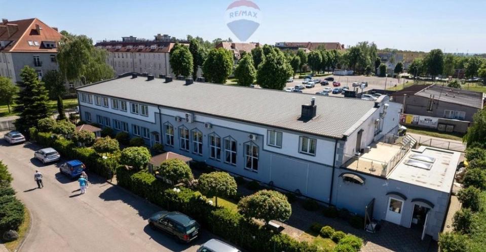 PLATINIUM House ex Royal House photo 3
