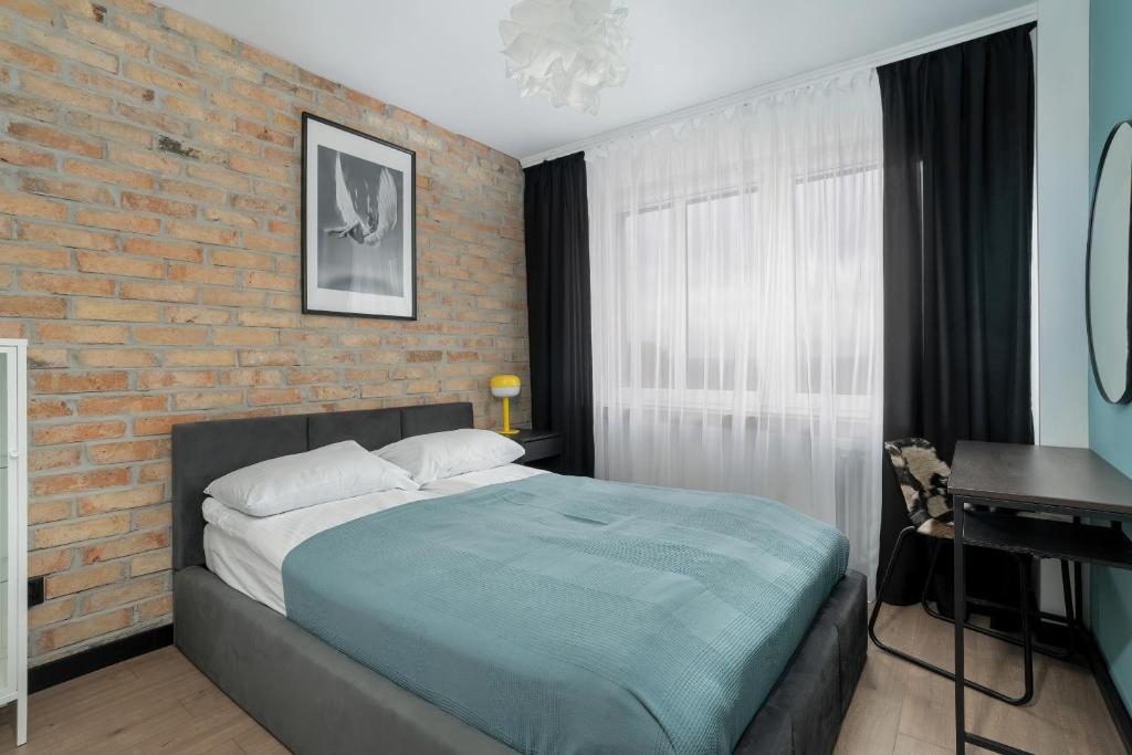 Spacious Apartment in a quiet area of Poznań by Noclegi Renters photo 2