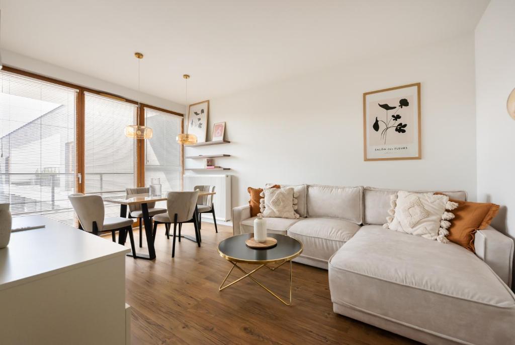 Wola Kasprzaka Luxury Apartment by BookingHost — photo 1