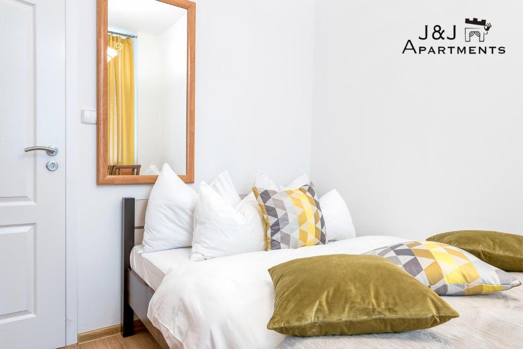 J&J Apartments Szeroka 25 Apartament 1 — photo 1
