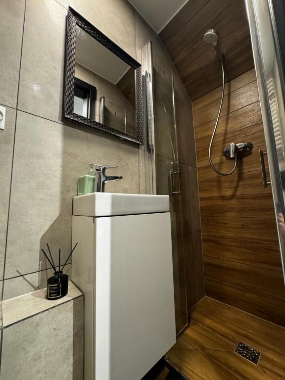 Komfortowy apartament z klimatyzacją - darmowy parking - ul Plebiscytowa 19 photo 3