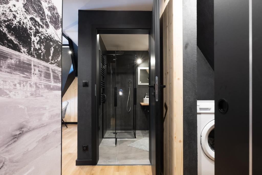 Villa 84 & Apartments - Sauna & Jacuzzi photo 3