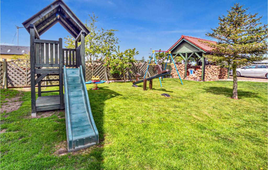 Gorgeous Home In Darlowo With Wifi photo 2