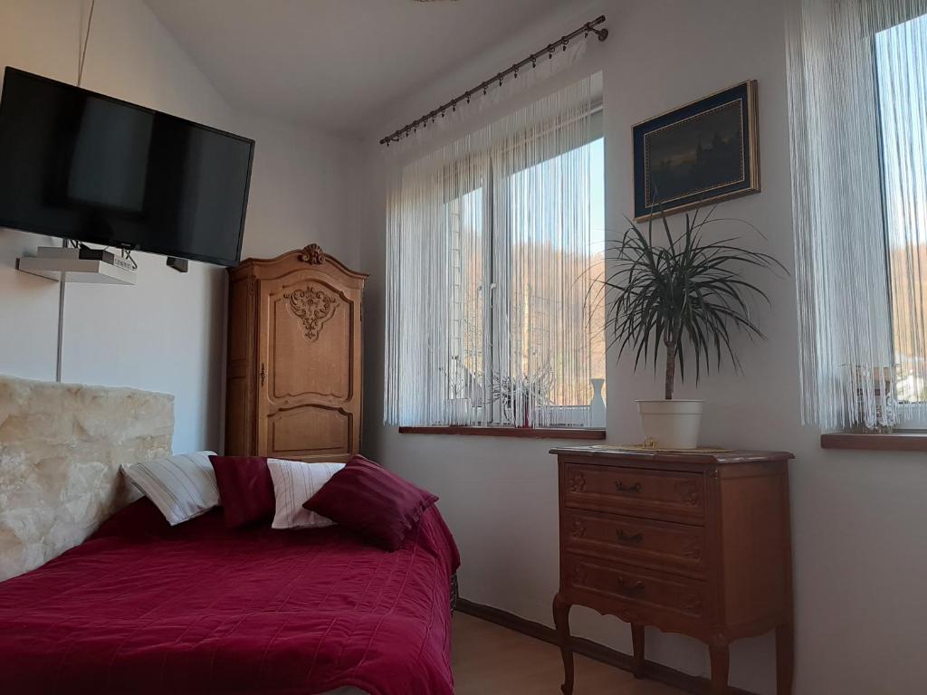 Zajazd Ponikiew - Noclegi Wadowice photo 3