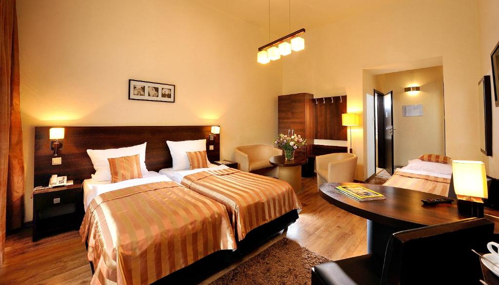 Spatz Aparthotel photo 2