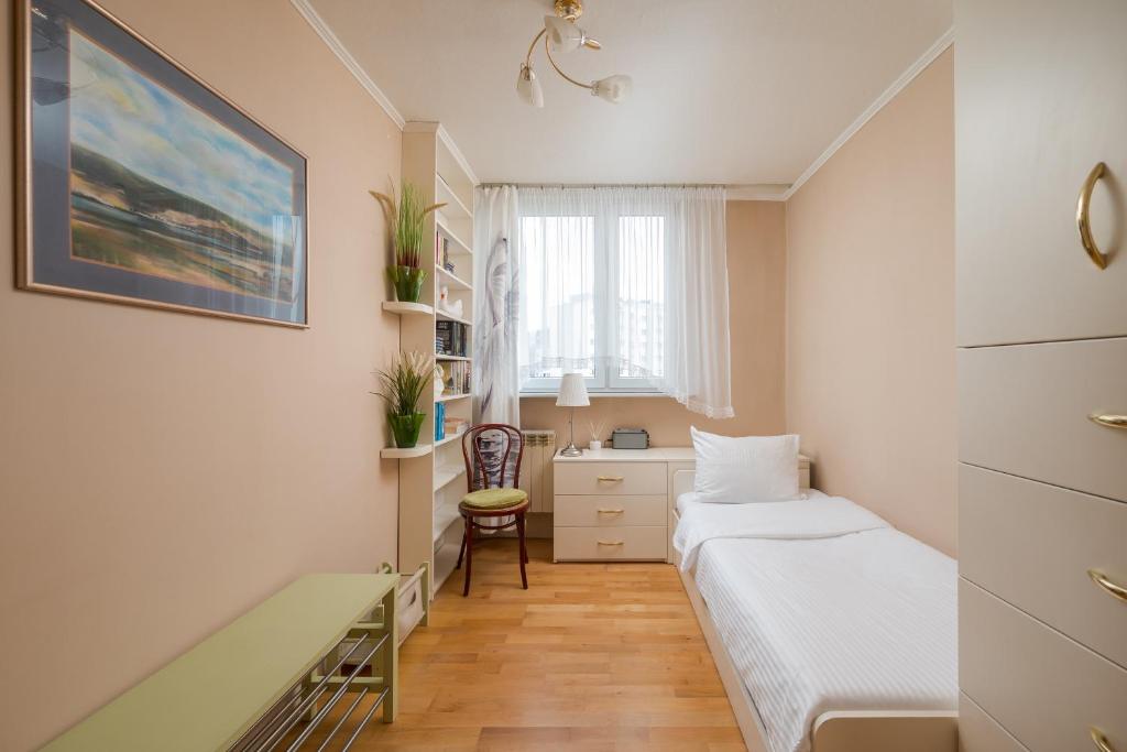 Targówek Homely Apartment by BookingHost photo 2