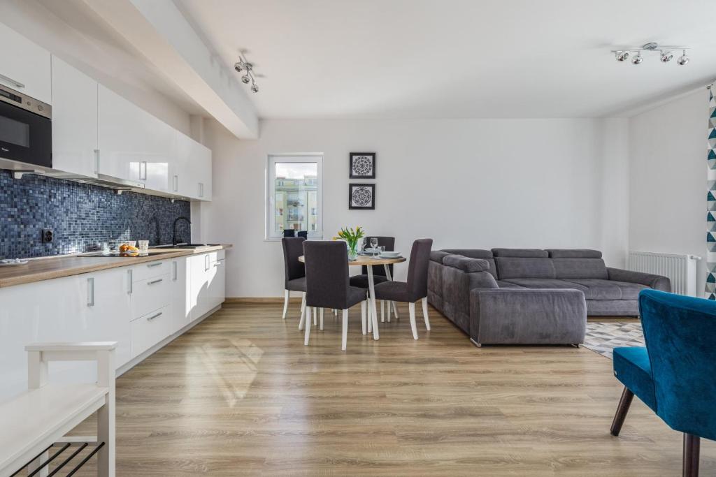Strzelecka Apartment Center of Kołobrzeg by Noclegi Renters — photo 1