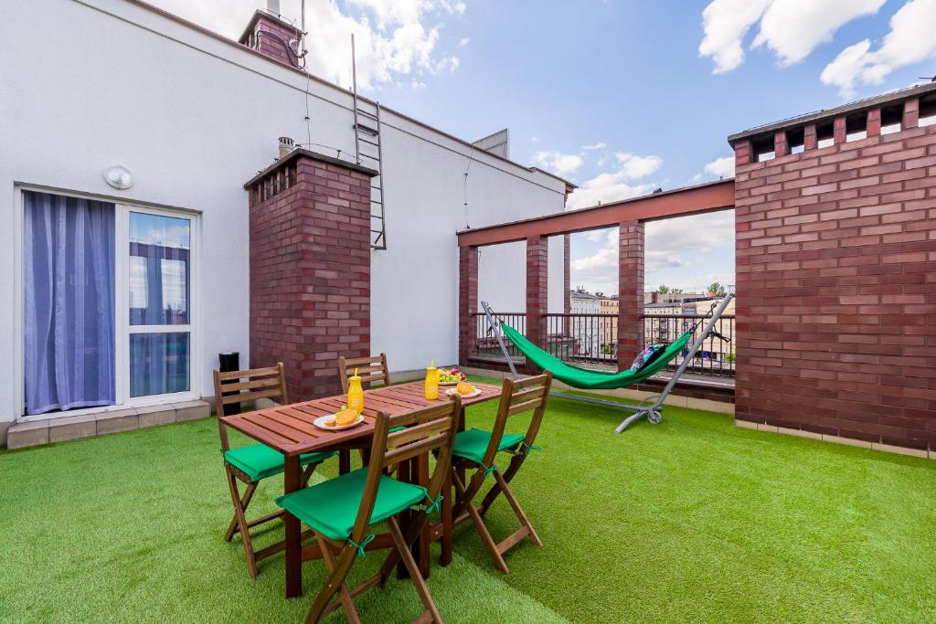 Sleepway Apartments- Green Dream — photo 1