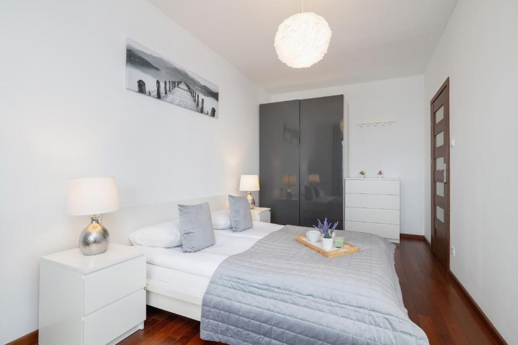 Spacious & Cozy Apartment Grzegórzecka by Noclegi Renters photo 2