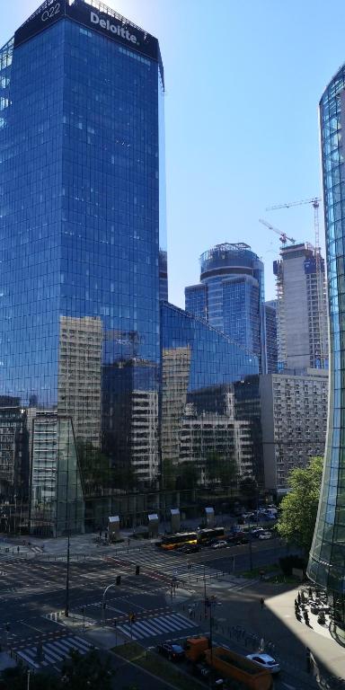Top Apartamenty Centrum - Metro Rondo ONZ photo 3