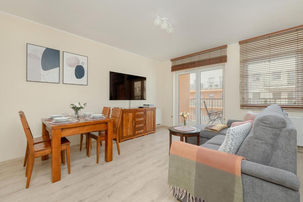 Wilczak Spacious Apartment with FREE GARAGE Poznań by Noclegi Renters photo 3