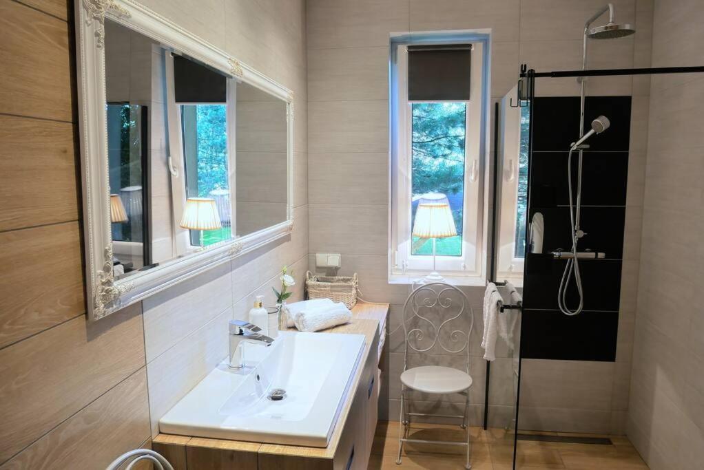 ZENDA - Przytulny apartament w zacisznym miejscu photo 3
