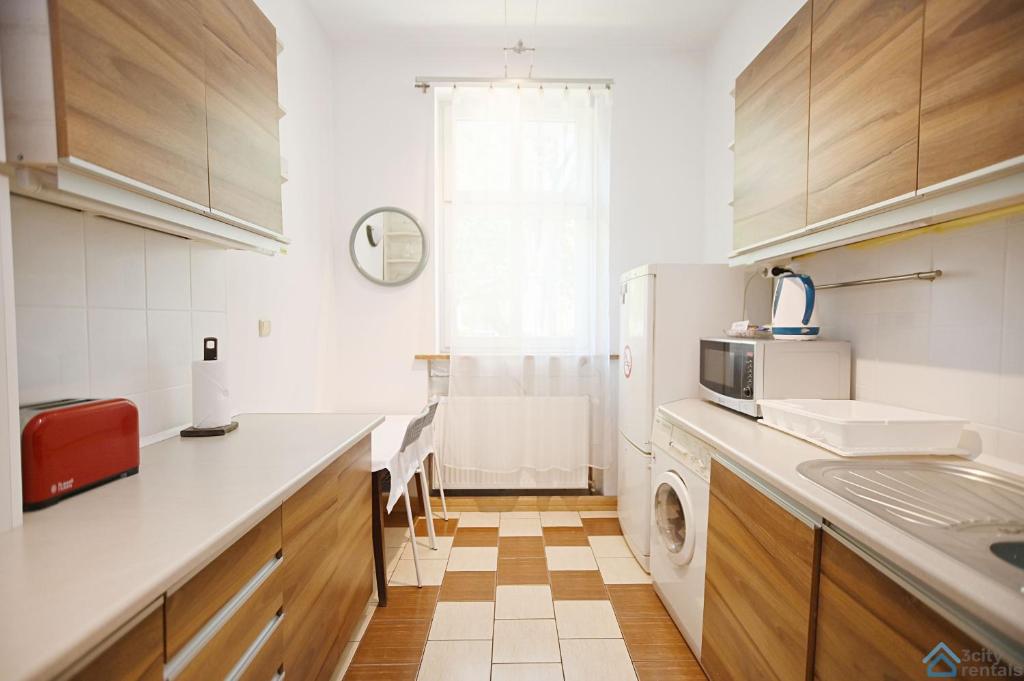 Bright 3city Apartment in Sopot Center by Noclegi Renters photo 3