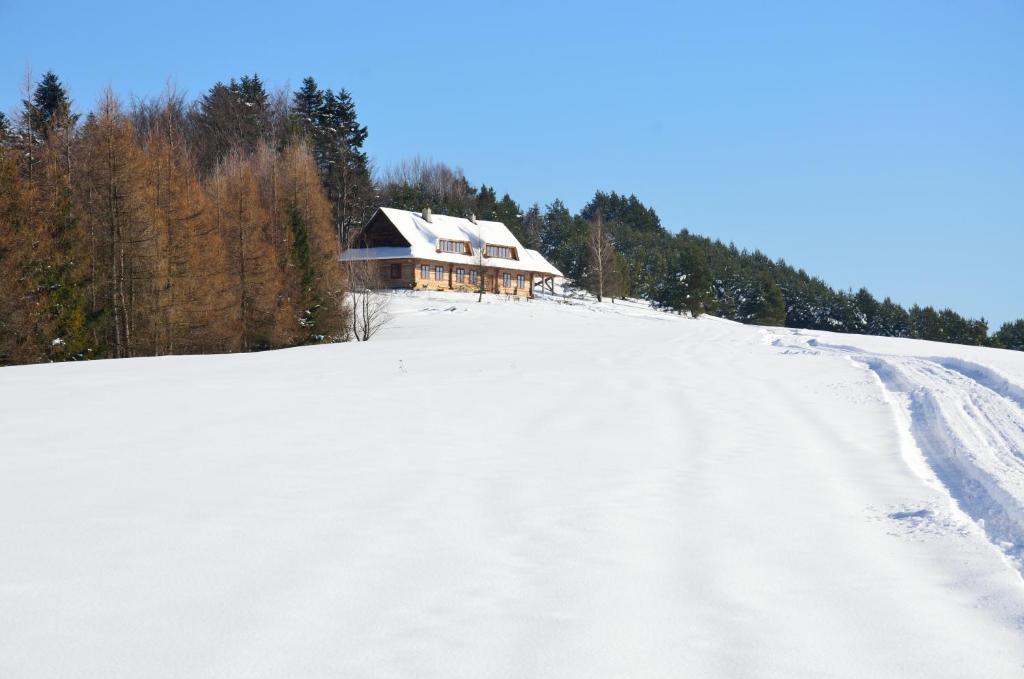 Schronisko Górskie nad Smolnikiem — photo 1