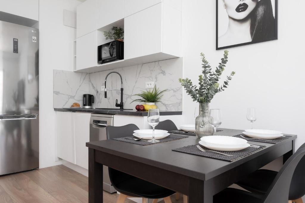 Wyjątkowy Apartament z 1 sypialnią Sierakowskiego by Noclegi Renters photo 3