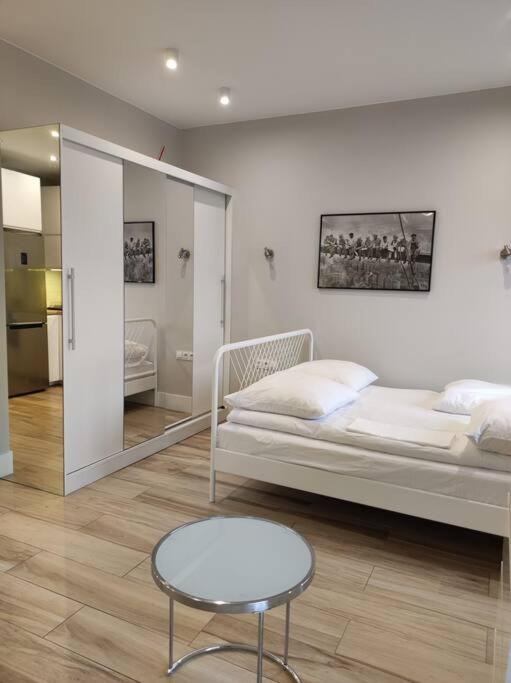 Sweet Apartment vis-a-vis Medicover and Paley Institute photo 2