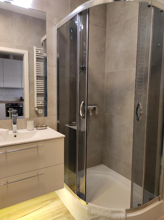 Sweet Apartment vis-a-vis Medicover and Paley Institute photo 3