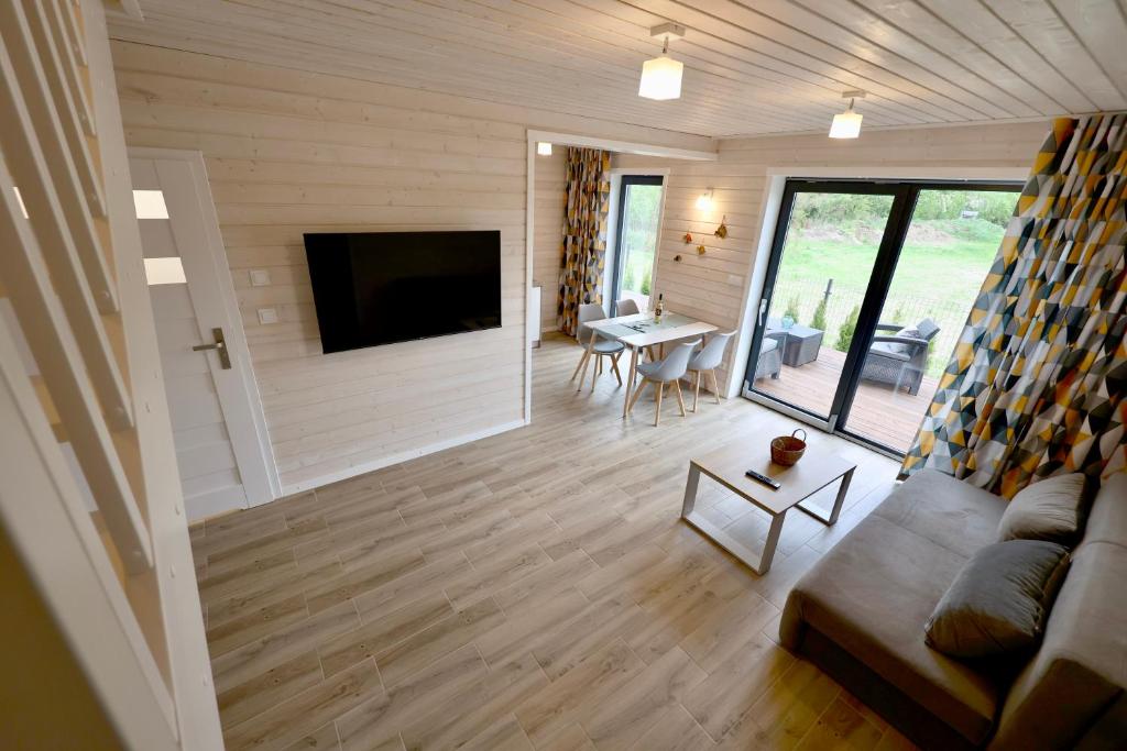 Solano Apartments photo 3