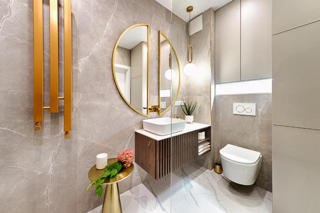 Wyjątkowy Taupe Apartament w centrum Łodzi photo 3