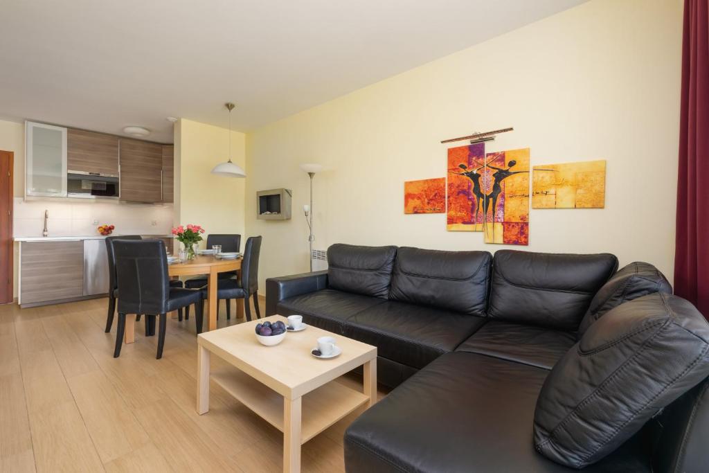 Spacerowa Apartament w Spokojnej Okolicy by Noclegi Renters photo 3