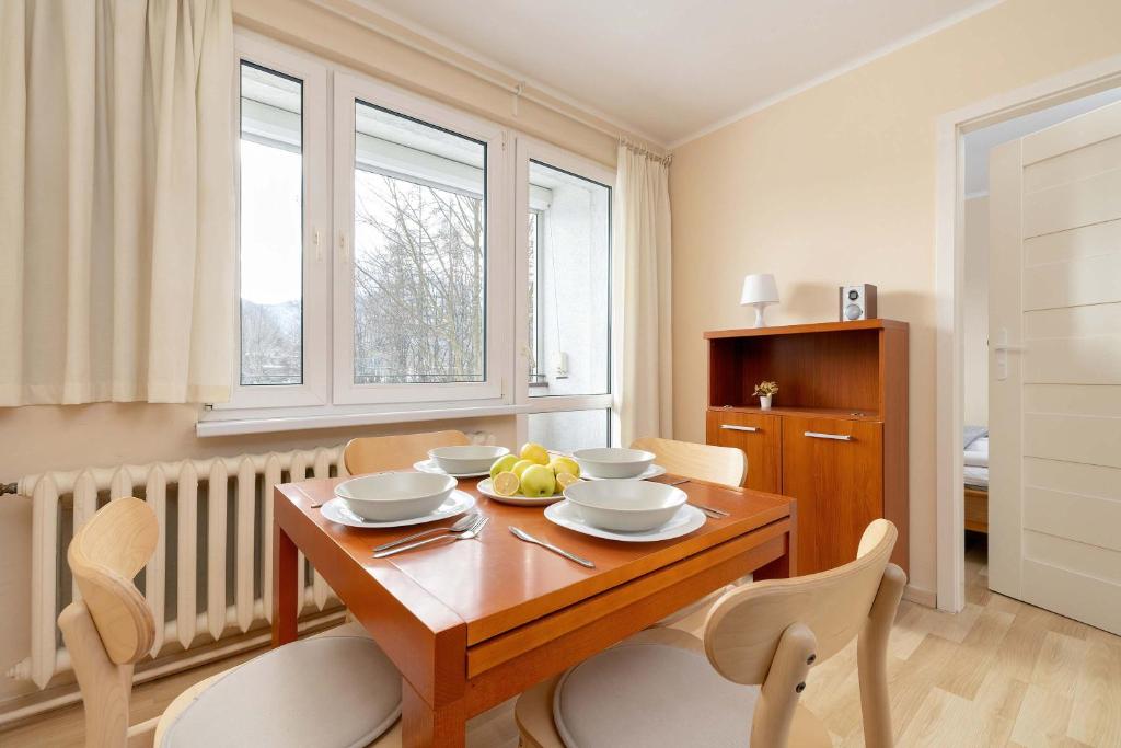 Przytulny Apartament w Zakopanem 800 m do Krupówek & Parking by Noclegi Renters photo 2