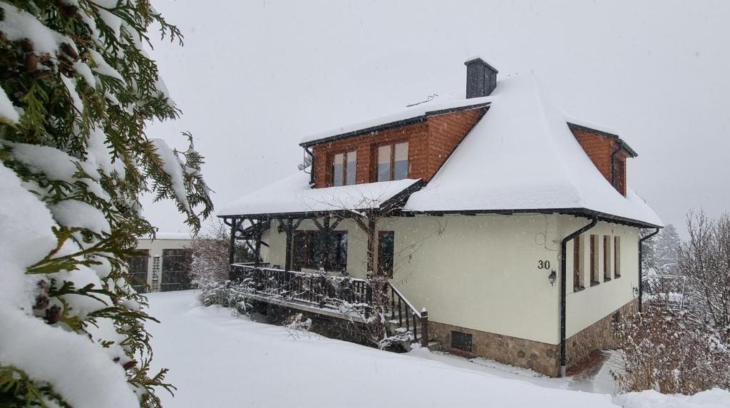 Mountain House photo 3