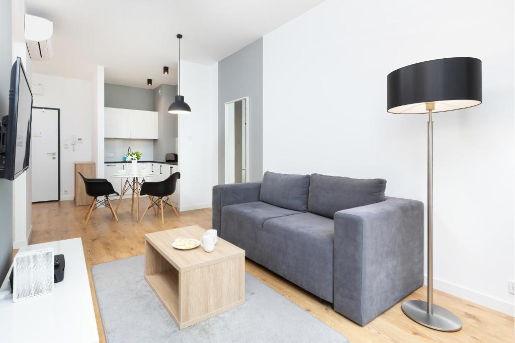 Wola Pet-friendly Apartments with AC Sławińska by Noclegi Renters photo 2