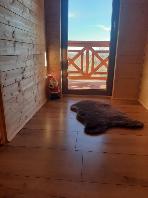 Drewniane domki z prywatnym jacuzzi i widokiem na Góry - Klimatyczny Kompleks w Górach Izerskich #Widogruszka photo 3