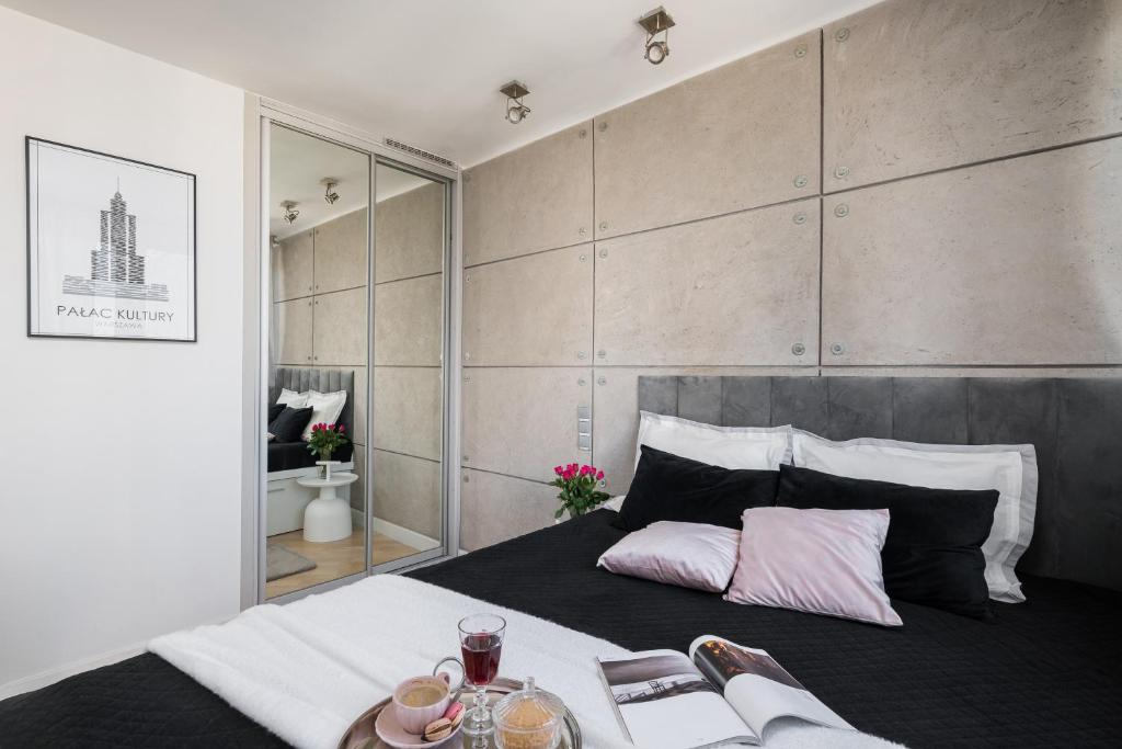 Air-conditioned Premium Loft Warsaw Skyline only 900 m to Central Station photo 2
