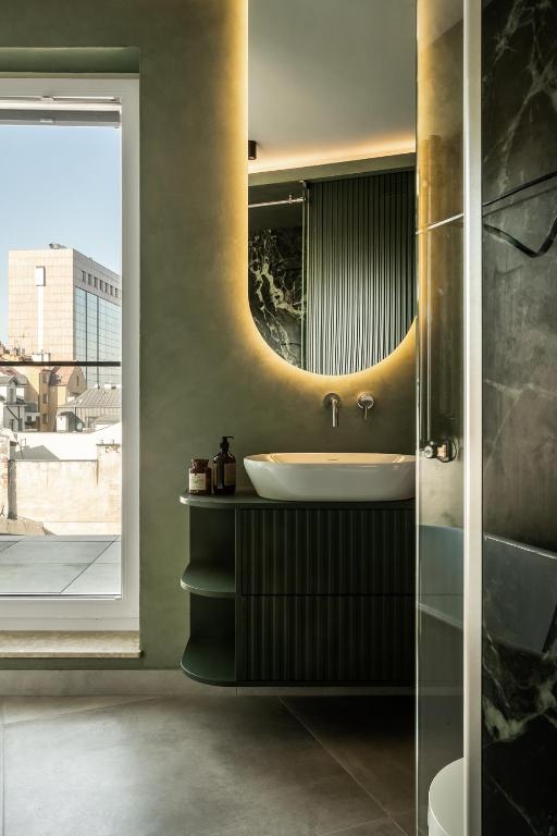 Rooftop Apartment with Terrace by T photo 3
