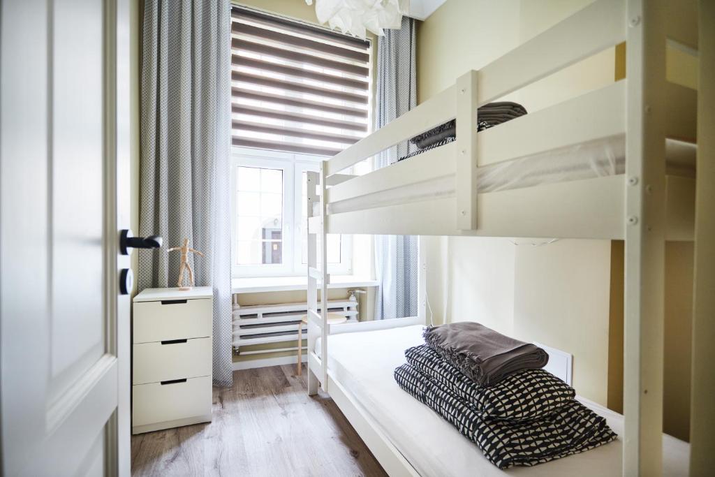 Ropemaker Street Apartment photo 2