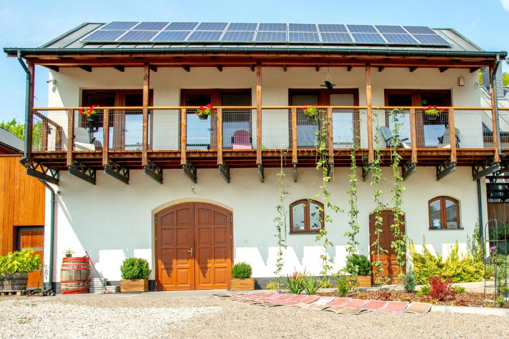 Winnica Płochockich Country House — photo 1