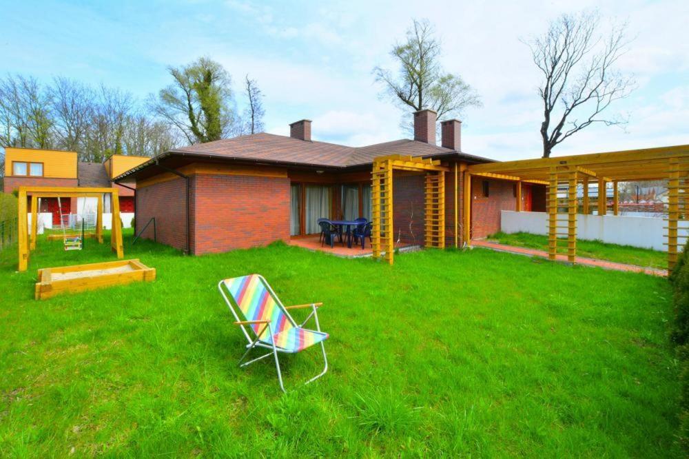 Spacious holiday home with private garden photo 2