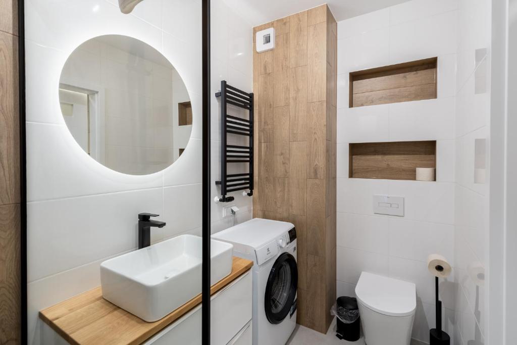Tauron Modern Studio by BookingHost photo 3