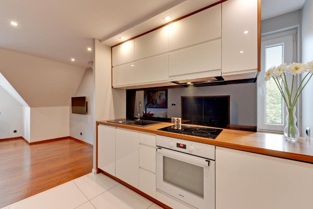 Sopot Vegas Apartment near the Beach by Noclegi Renters photo 3