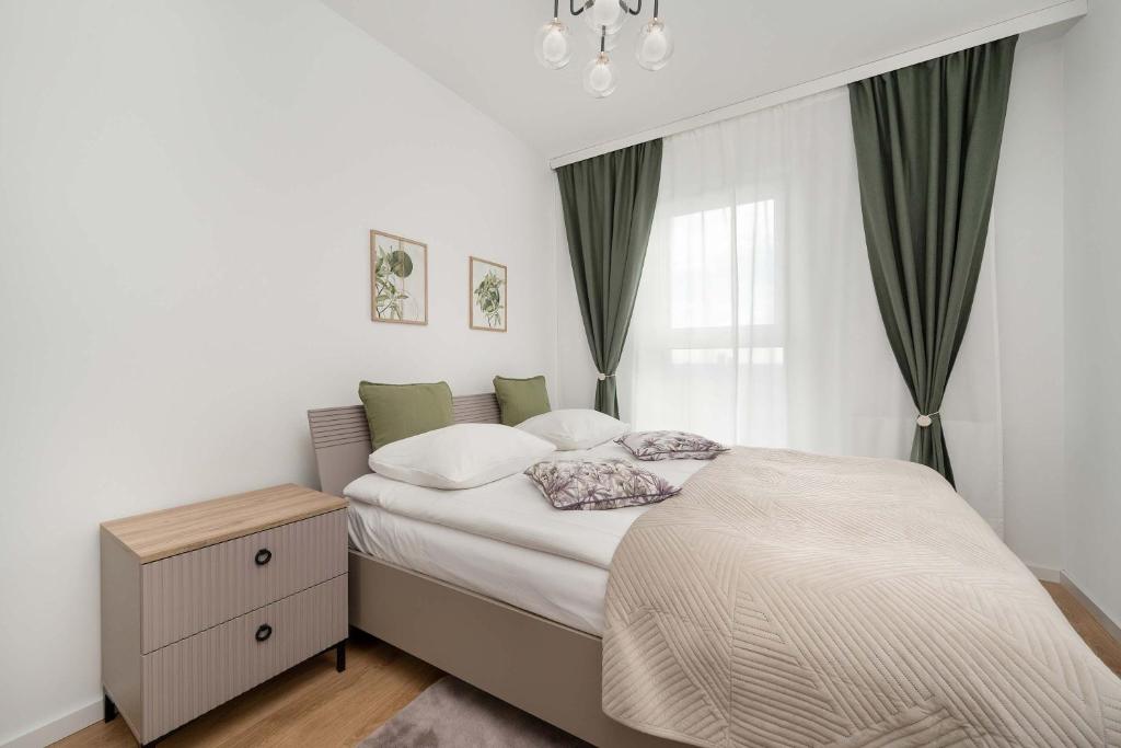 Stylowy Apartament z Widokiem Browary Wrocławskie by Renters Prestige photo 2
