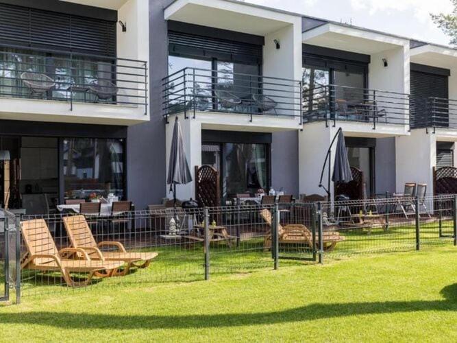 Comfortable holiday home with garden photo 2
