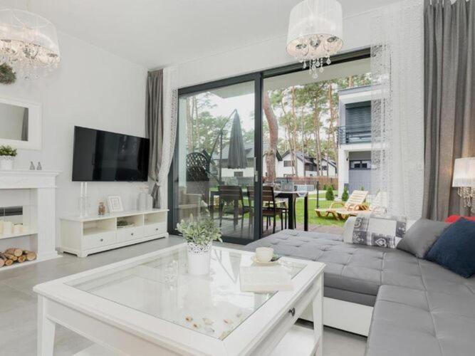 Comfortable holiday home with garden photo 3