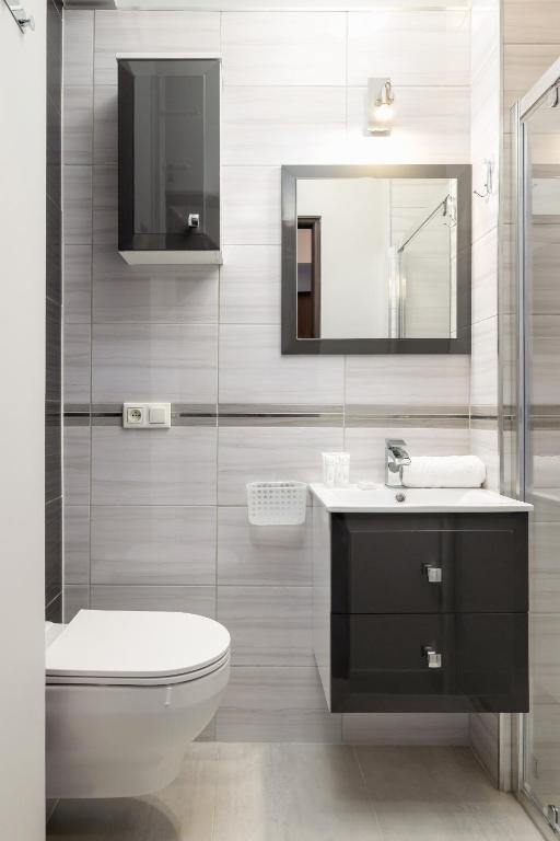 Stylish Korfantego Apartment next to Spodek by Noclegi Renters photo 3