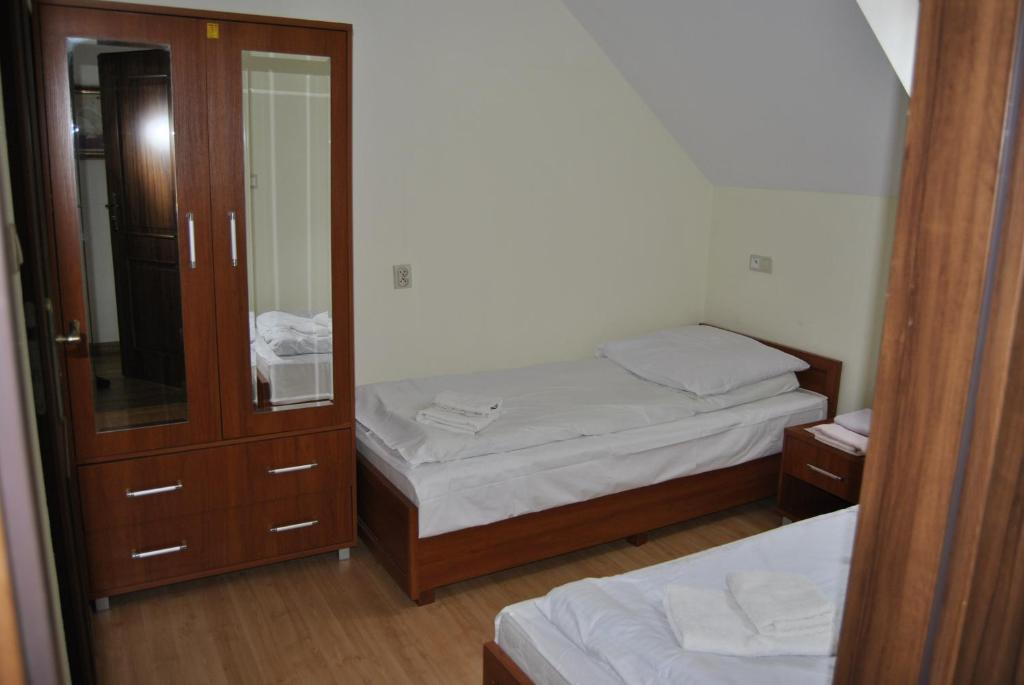 Zajazd Dworek photo 2