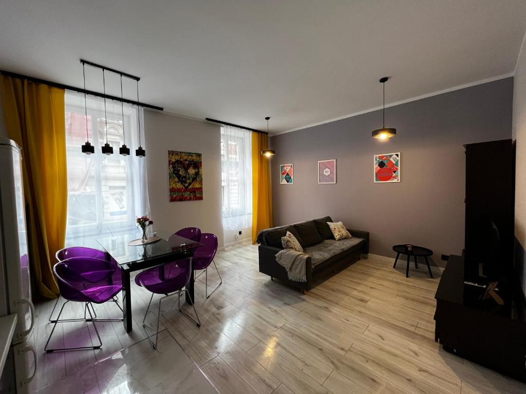 Booking.com: Hotels in Bytom. Book your hotel now! — photo 1