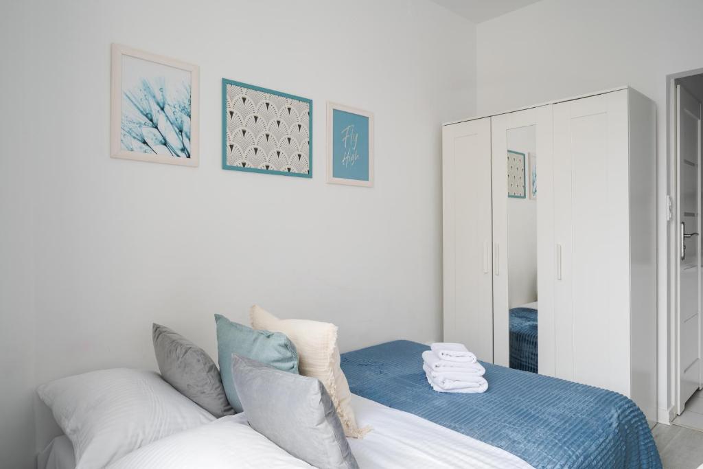 Tamka Powiśle Blue Studio by BookingHost photo 2