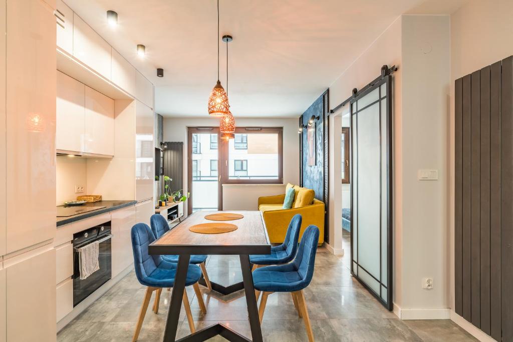 Tauron Arena Modern Apartment - Parking and Balcony by Rentujemy — photo 1
