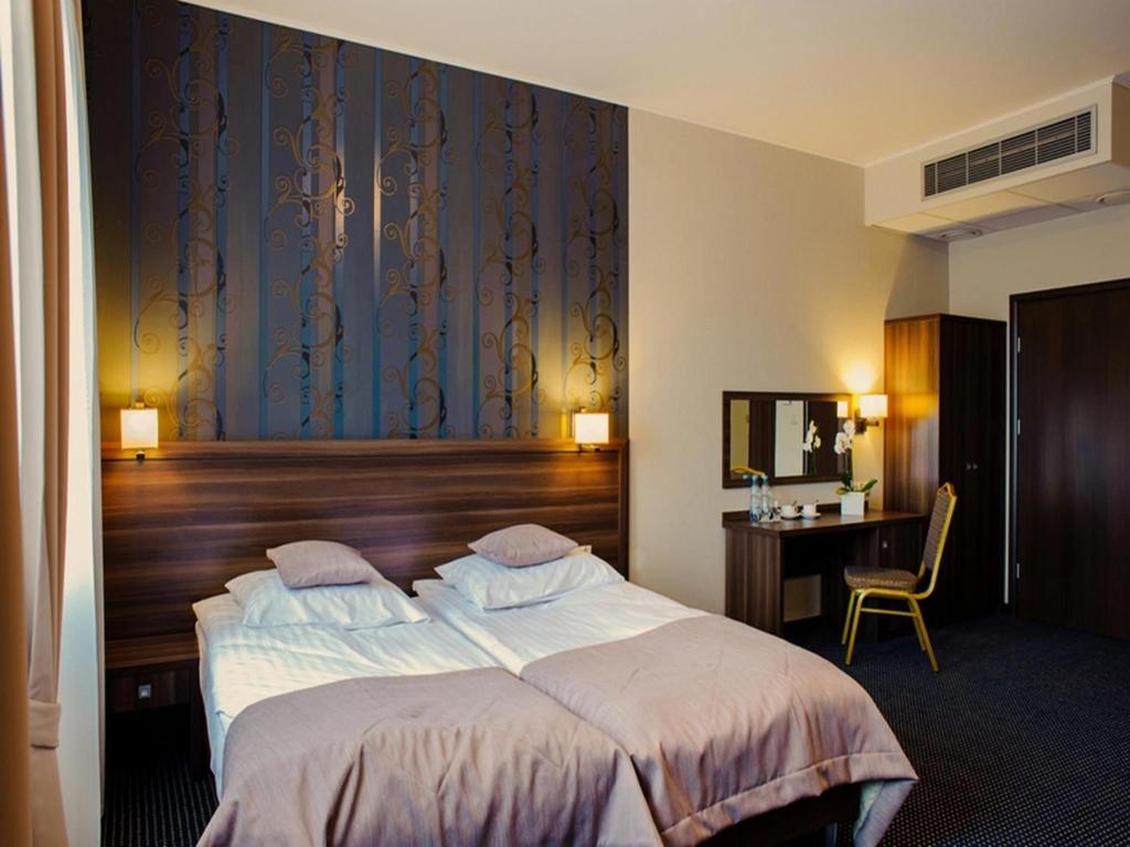 Hotel Sevilla photo 2