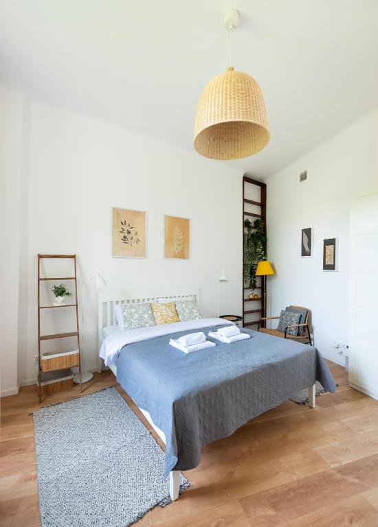 Wolność City Centre Comfy Studio by BookingHost photo 2