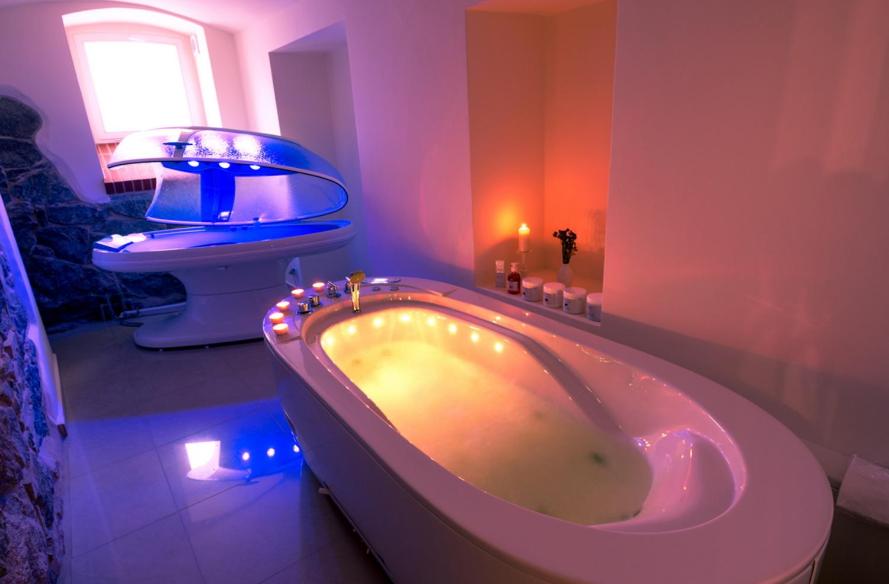 Hotel SPA Akacjowy Dwór photo 2