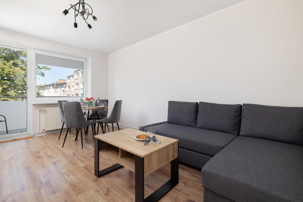 Źródlana Two-Bedroom Apartment with Balcony Kołobrzeg by Noclegi Renters — photo 1