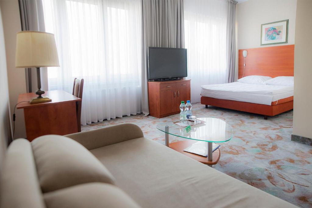 Hotel Włókniarz — photo 1