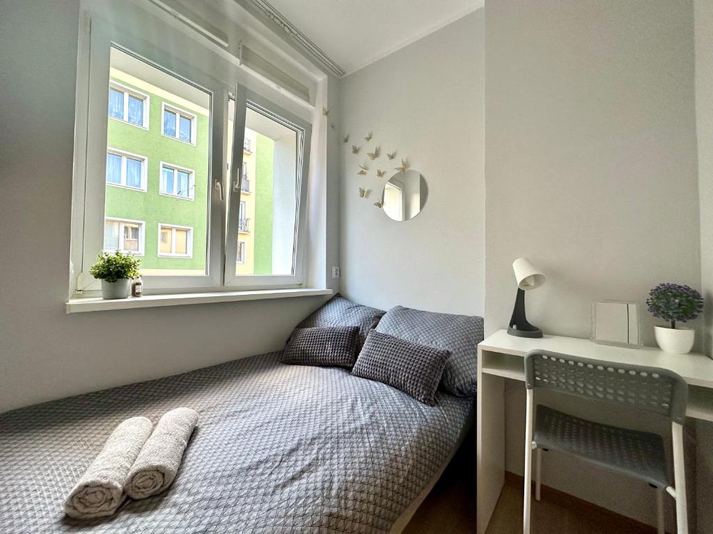 MMRent Spring Room photo 2